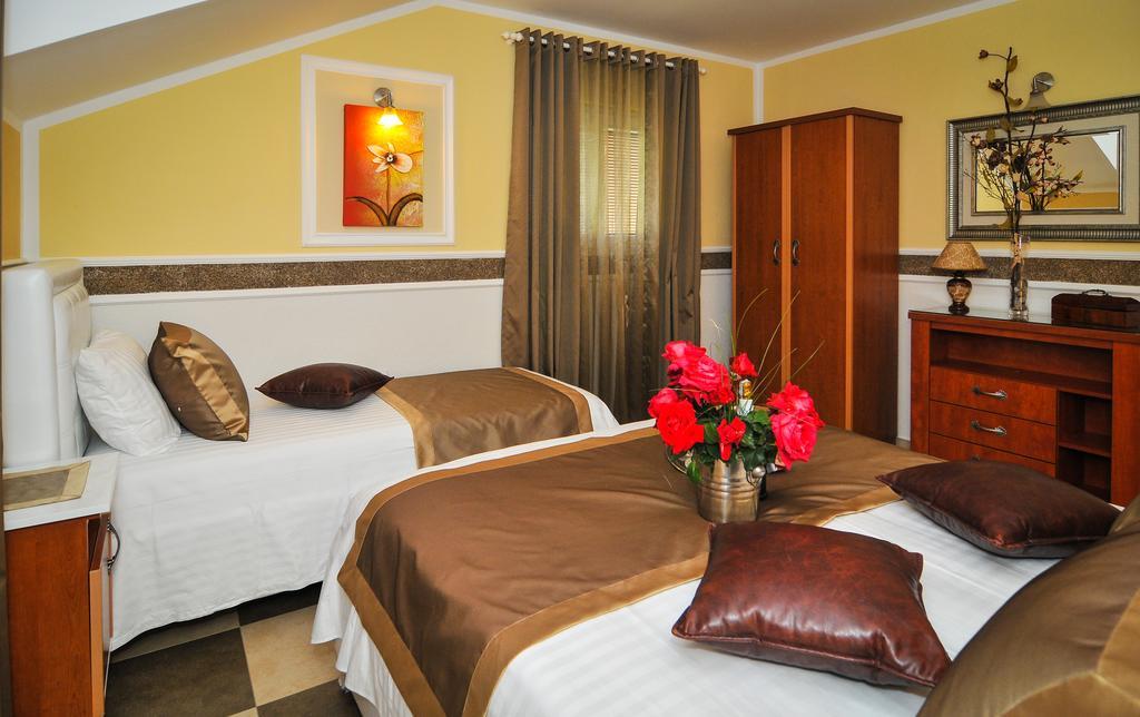 Apartments Scepanovic Tivat Extérieur photo